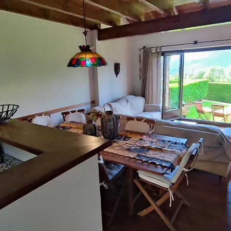 Encantadora En Holiday home Alp